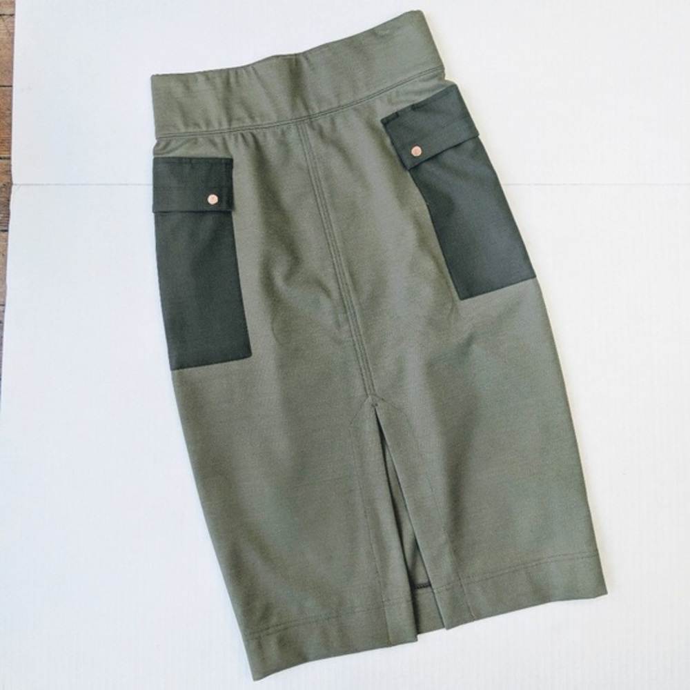 Kit and Ace Green Pencil Skirt